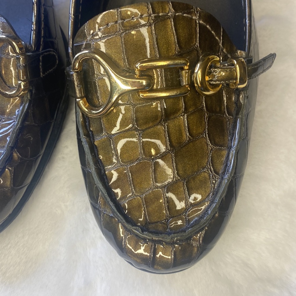 Stuart Weitzman Alligator Print Heeled Loafer - image 3